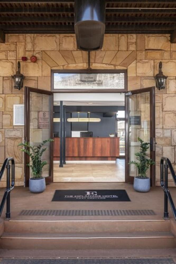 The Esplanade Hotel Port Hedland Exterior photo
